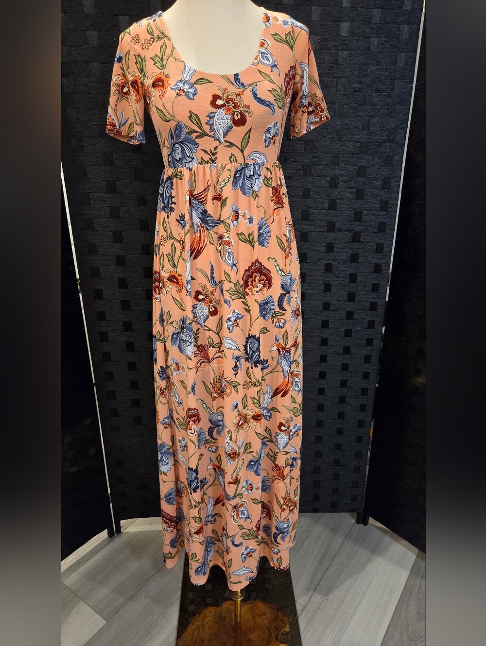 NWOT Peach Floral Bird Print Boho Maxi Dress Small